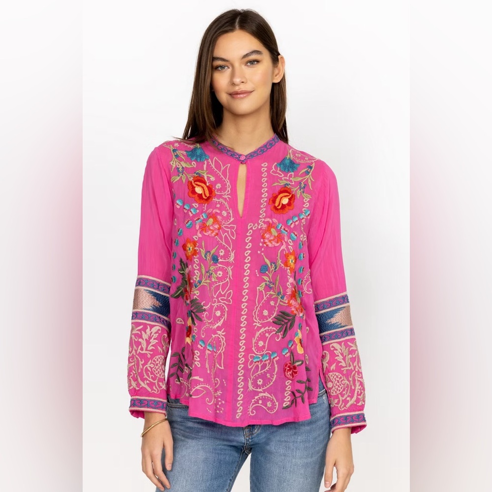 Johnny Was Tamarind blouse in pink rayon